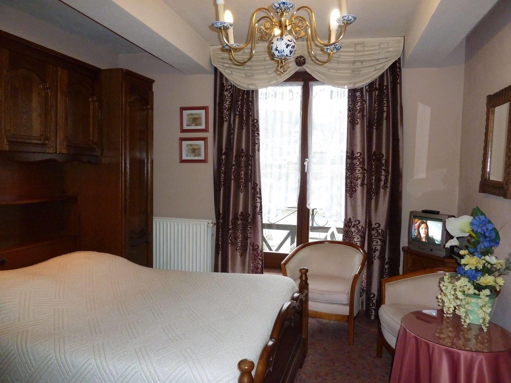 Auberge D'Alsace Hotel De France 부용 외부 사진