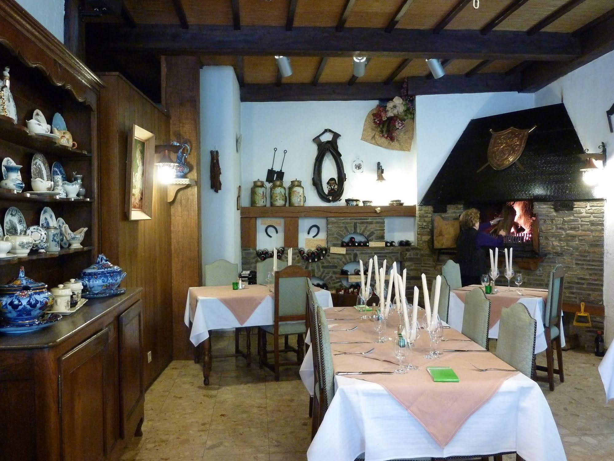 Auberge D'Alsace Hotel De France 부용 외부 사진